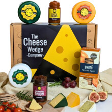 Luxury Artisan Cheese Hamper Gift Set | 6 Gourmet Items Including