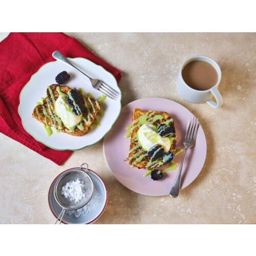 Carnation Pistachio Flavour Drizzle 450g 2