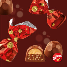 Maltesers Chocolate Truffles Gift Box 455g – Milk Chocolate with Honey