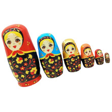 Traditional Wooden Nesting Dolls 6Layers HandPainted Matryoshka Doll Home Decors Red