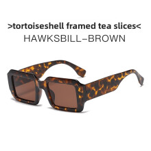 (Style 7)Occhiali da sole quadrati unisex montatura pc moderna con lenti verdi per moda e viaggi