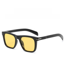 (BlackFrameYellow)Occhiali da sole uomo quadrati polarizzati con protezione Uv400 per ciclismo e outfit moda