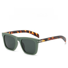 (GreenFrameGreen)Occhiali da sole uomo quadrati polarizzati con protezione Uv400 per ciclismo e outfit moda