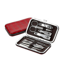 Kit de manucure professionnelle 11 pièces avec ciseaux à ongles en acier inoxydable et pochette.
