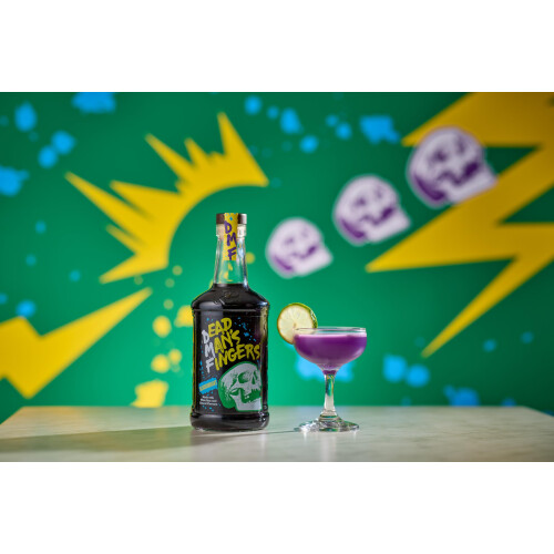 Amazon Exclusive  Dead Mans Fingers  Spiced Apple  Blackcurrant  70cl