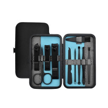Blaues 12,2 x 7,5 cm großes 10-in-1-Nagelknipser-Set aus Edelstahl für Maniküre und Pediküre für Erwachsene mit schwarzem Lederetui
