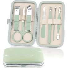Set di 7 tagliaunghie portatili, colore verde.