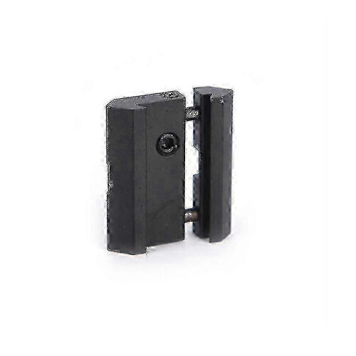 Small clip adapter for tactical 11mm-20mm bracket conversion 1