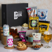 Father's Day Beer and Pub Snacks Gift Hamper | 2 Craft Beers 330ml & 7 Snacks, Crackling, Crisps & Nuts | Craft Beer Gift Set for Men, Hampers by Fod