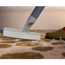 Joseph Joseph CleanTech Carpet Rake, 2-in-1 Manual Tool for Pet Hair