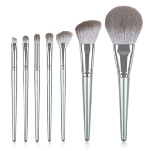 14pcs Handcrafted Soft Bristle Makeup Brush Set with Firm Handle for Beginners 1