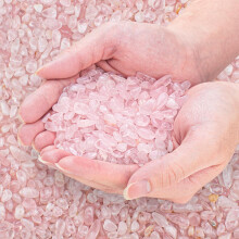 EZEELAI 7-9mm Rose Quartz Crystal Aquarium Gravel Rocks, Natural Tumbled Healing Crystal Chips Bulk Natural Crushed Stones for Crafts|Fish Turtle Tan