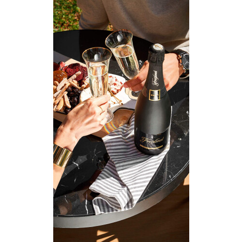 Freixenet Cordon Negro Cava 6 x 75cl 2