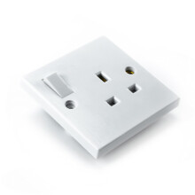 Status 13A Single Gang Switched Wall Socket, 250V UK Plug Socket Faceplate, White, S1G13AWS8