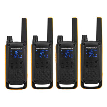 Motorola TALKABOUT T82 Extreme Quad Set Portable Radio with 4 Pieces