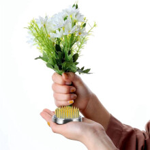 16 Pcs Fleur Grenouilles Kenzans Ronde Floral Pin Grenouilles Vase Arrangeur de Fleurs Arrangement Pin Grenouille Outils Fixes (0.9Inch)