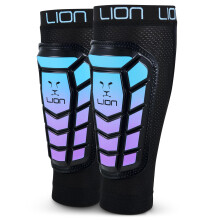 Flexible Football Shin Pads – Lightweight & Comfortable Protective Gear – Secure Fit for Playing (Medium)