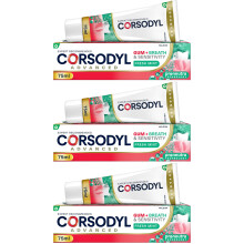 Corsodyl Gum+ Breath & Sensitivity Toothpaste, for Gum Care, Bad Breath and Sensitive Teeth, Pack of 3 x 75ml