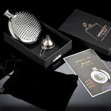Set di fiaschette premium in acciaio inossidabile 304 per viaggi all'aperto, campeggio e come idea regalo per uomo.