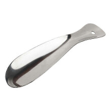 Professionele metalen schoenlepel, 18 cm lange schoenlepel met gladde handgreep voor comfortabel dragen.