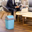 Plastpapperskorg med svängbart lock 3,2 gallon 4