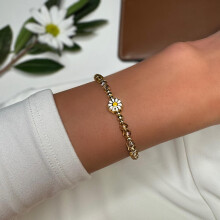Gold Plated Daisy Charm Handmade Bracelet – Trendy Fashion Jewelry Adjustable Fit