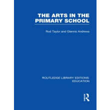 Arts in the Primary School by Glennis Andrews Hardcover Book