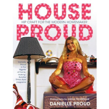 House Proud by Danielle Proud Paperback Book