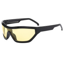(BlackFrameYellowLens)Y2k Herren Sonnenbrille mit PC-Gestell und grauen Gläsern ideal für Sonnenschutz und Trends Mode