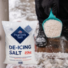 Peacock Salt 20KG Bag White DeIcing Rock Salt for Weeds Clearing Roads