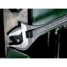 Bahco 8070 Black Adjustable Wrench 150mm Length 6IN