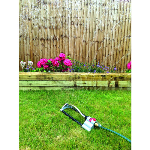 Spear & Jackson Spear & Jackson BWF22 Oscillating Sprinkler with Brass Connector 2