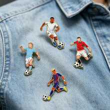 (A) 2026 Football Cup Hot New Star Fan Badges 4pcs Player Brooch Bag Accessories Metal Gifts