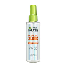 Garnier Fructis Diamond Sleek Hair Shine Spray, Frizz Control and Heat Protectant for Frizzy, Dry Hair, Formulated with Vegan Keratin Smoothing Comple