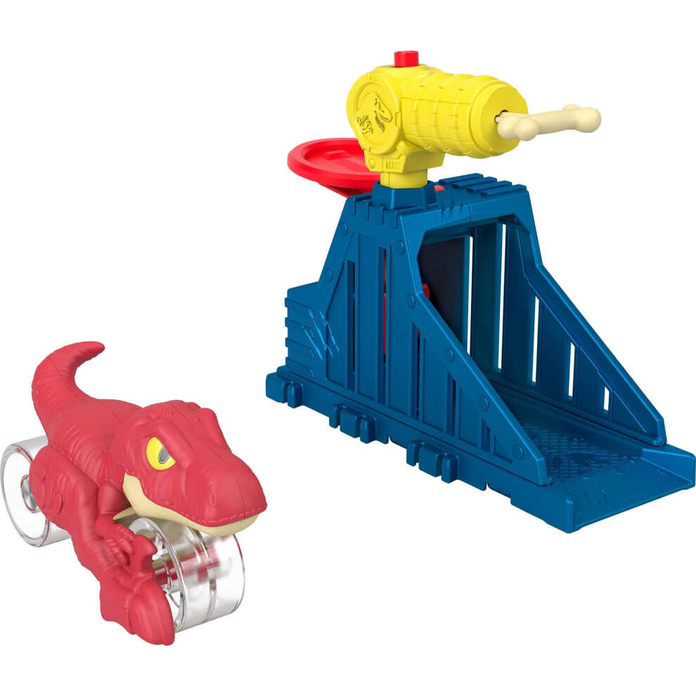 Fisher-Price Imaginext Jurassic World Launcher Set With 4.25-Inch Chomping Toy Triceratops Dinosaur, Blaster & Food Projectile