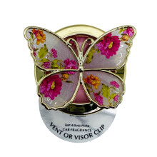 Soporte de fragancia para visera de coche con flores rosas y mariposa dorada