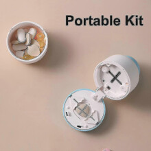 Pill Cutter for Small Pills 1/4, Crusher Tablet Into Half Or Quarter, Hidden Safety Blade Portable Pill Splitter Box for Going Out Or Traveling stcyv