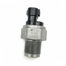89458-71010 Common Rail Fuel Pressure Sensor for Hilux RAV Hiace D4D 3.0L 2002-2014 499000-6121 6120 Fuel Sensor