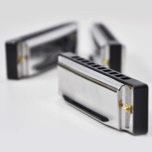 Tuyama Set of 7 Harmonicas - 10 Holes - Sturdy Case - Different Tonalities: C-Re-Mi-Fa-Sol-B-flat Major 7 x Harmonica (Blues Harp) (TMH-213S+Book)