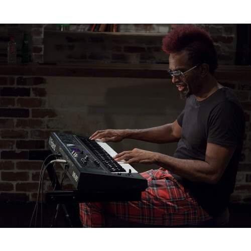 Roland V-COMBO VR-09-B Live Performance Keyboard 1