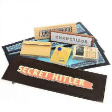 Board games, board games, Hitler's secrets, card games, suitable for family gatherings, birthday parties, colorful 26s New Arrival