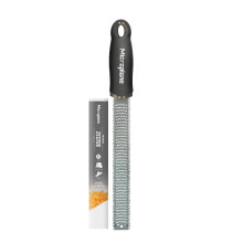 Microplane Zester Grater in Black for Citrus Fruits - Hard Cheese