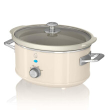 Swan Retro Slow Cooker with 3 Temperature Settings