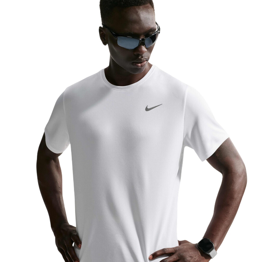 Nike (Xxl, ) Mens Miler Swoosh Reflective Detail T-Shirt White