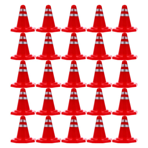 150Pièces Cônes Rouge Plastique Pour Table Sable 1