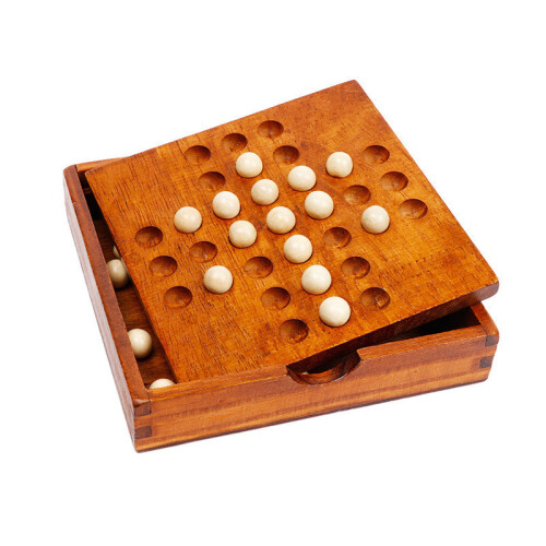 Wooden Solitaire Board Cognitive Chess Educational Intellectual Strategy Games 2