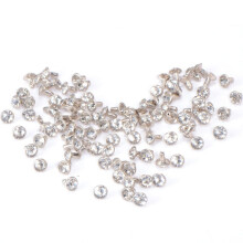 100 stuks De Cap Glaswerk Kleding Kristal Klinknagels Studs Strass Sieraden Wit Miss