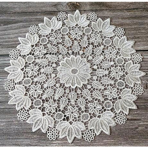 Rund bordmatte med blondeblomsterbroderi, 30 cm