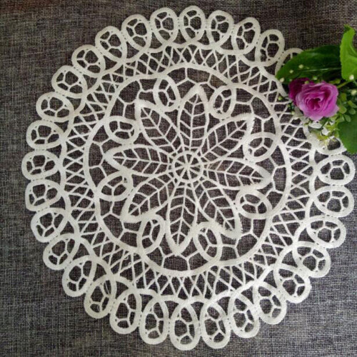 Rund bordmatte med blondeblomsterbroderi, 30 cm 1