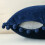 Phantoscope pompon fløyelspute marineblå 18x18 2